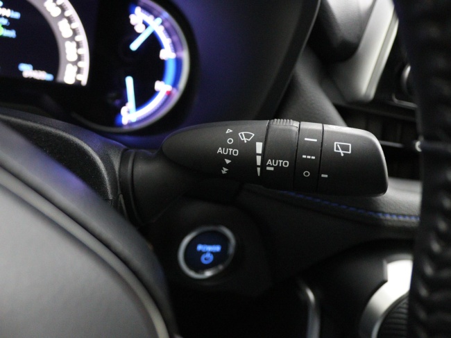 Toyota RAV4 - 2.5 Hybrid Bi-Tone