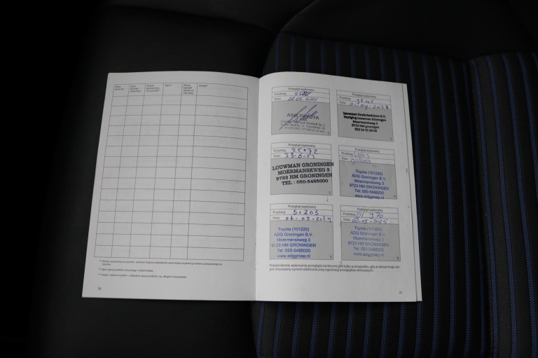 Toyota RAV4 - 2.5 Hybrid Bi-Tone 39