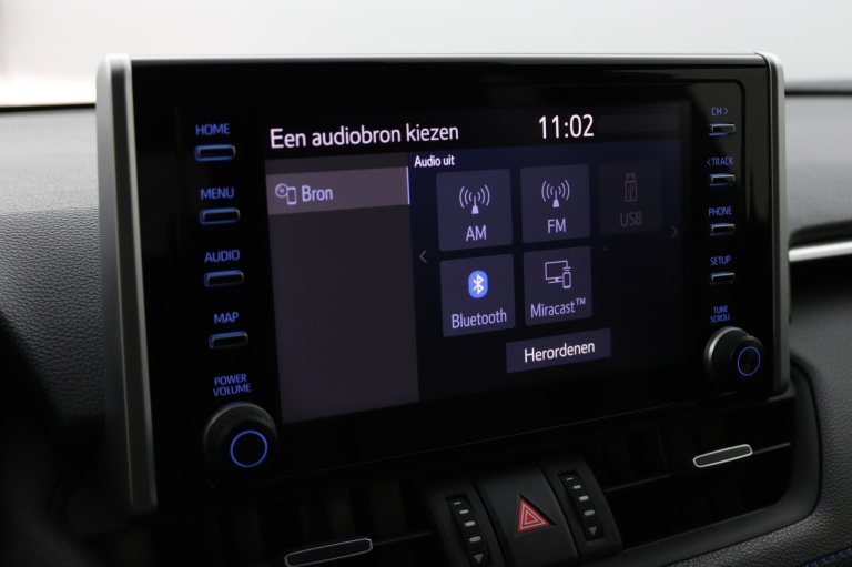 Toyota RAV4 - 2.5 Hybrid Bi-Tone 42