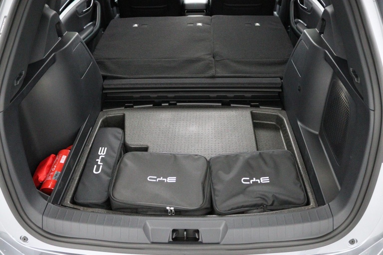 BYD SEAL U - 1.5 T DM-i AWD Design 29