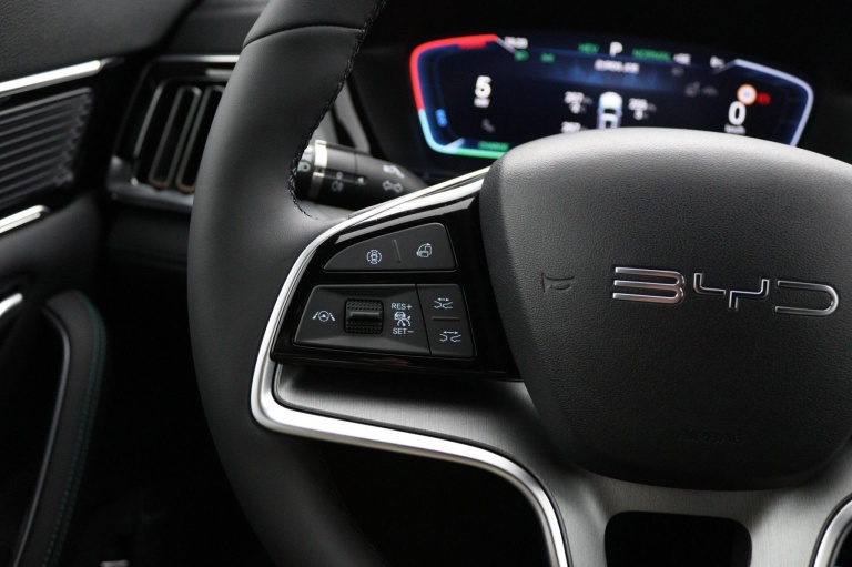 BYD SEAL U - 1.5 T DM-i AWD Design 15