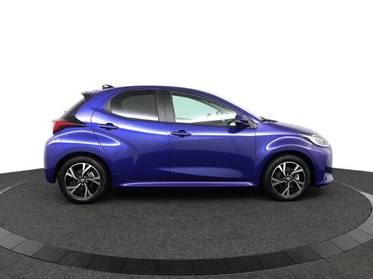 Toyota Yaris - 1.5 Hybrid 115 Dynamic 13