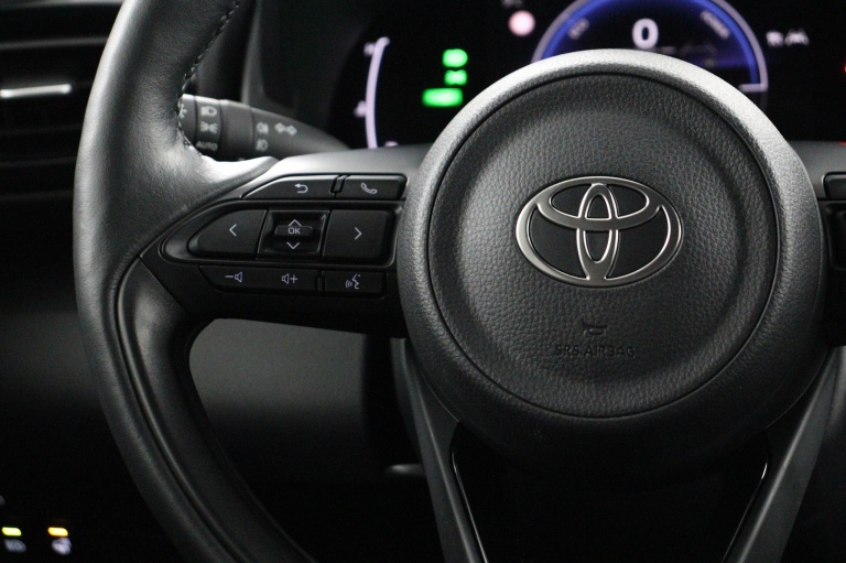Toyota Yaris - 1.5 Hybrid 115 Dynamic 19