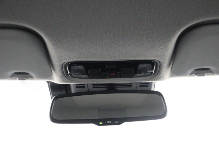 Toyota Yaris - 1.5 Hybrid 115 Dynamic 33