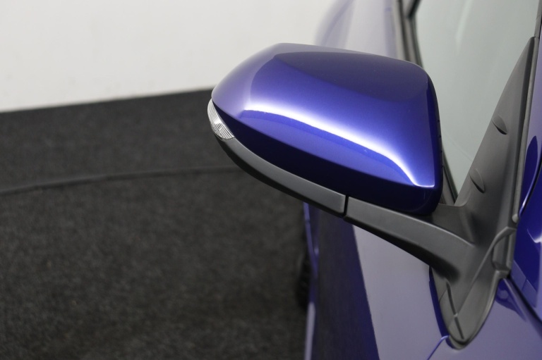 Toyota Yaris - 1.5 Hybrid 115 Dynamic 36