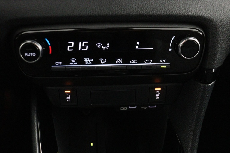 Toyota Yaris - 1.5 Hybrid 115 Dynamic 7