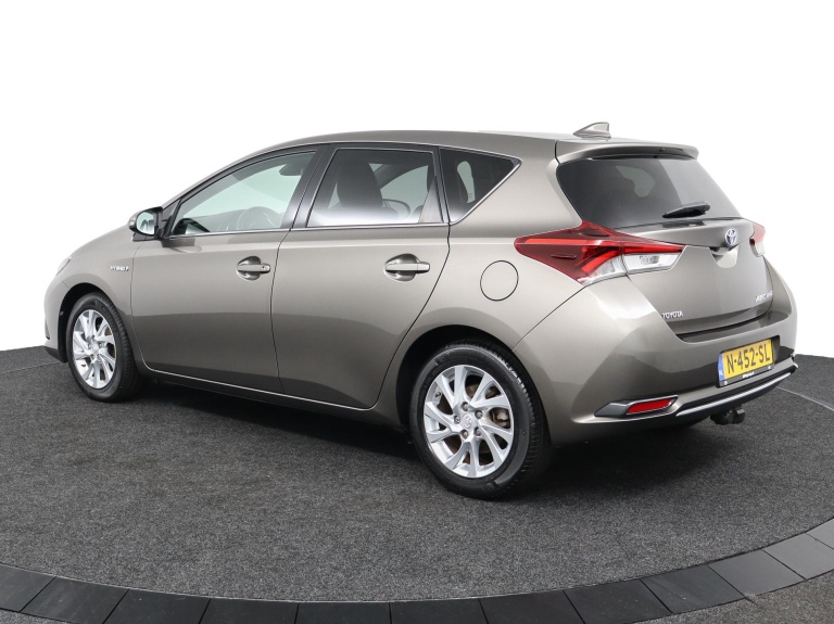 Toyota Auris - 1.8 Hybrid Dynamic 12