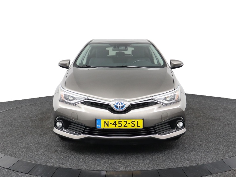 Toyota Auris - 1.8 Hybrid Dynamic 16