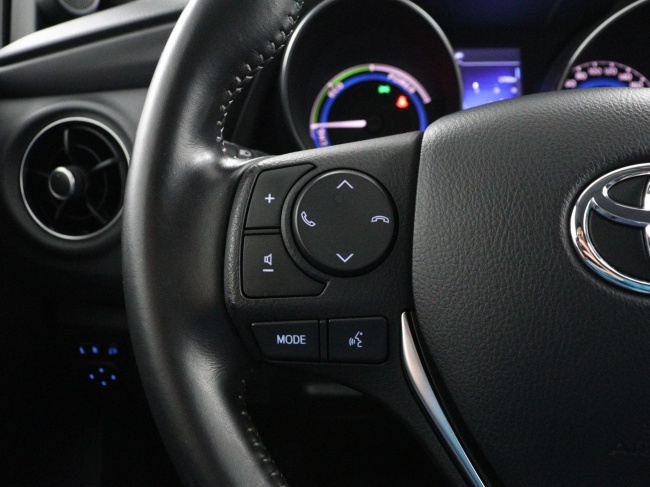 Toyota Auris - 1.8 Hybrid Dynamic