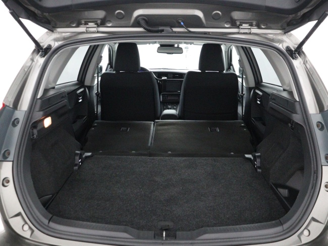 Toyota Auris - 1.8 Hybrid Dynamic