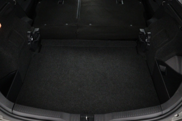 Toyota Auris - 1.8 Hybrid Dynamic 33