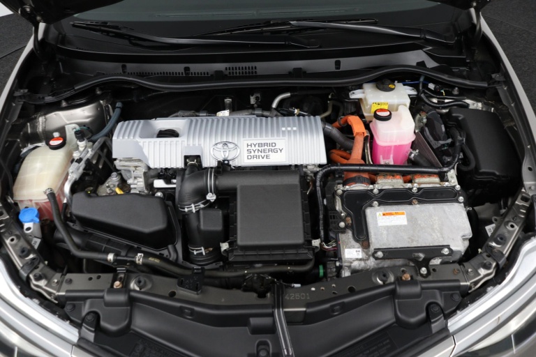 Toyota Auris - 1.8 Hybrid Dynamic 35