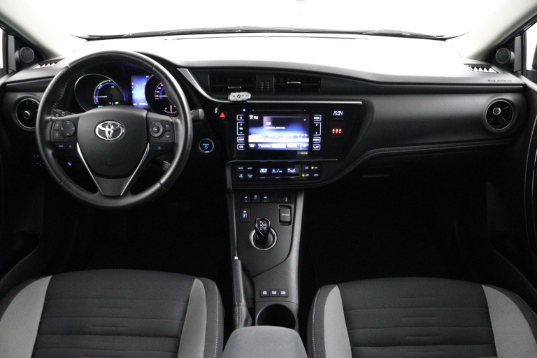 Toyota Auris - 1.8 Hybrid Dynamic 4