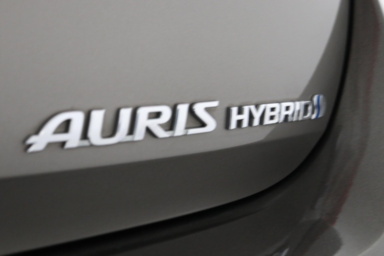 Toyota Auris - 1.8 Hybrid Dynamic 44
