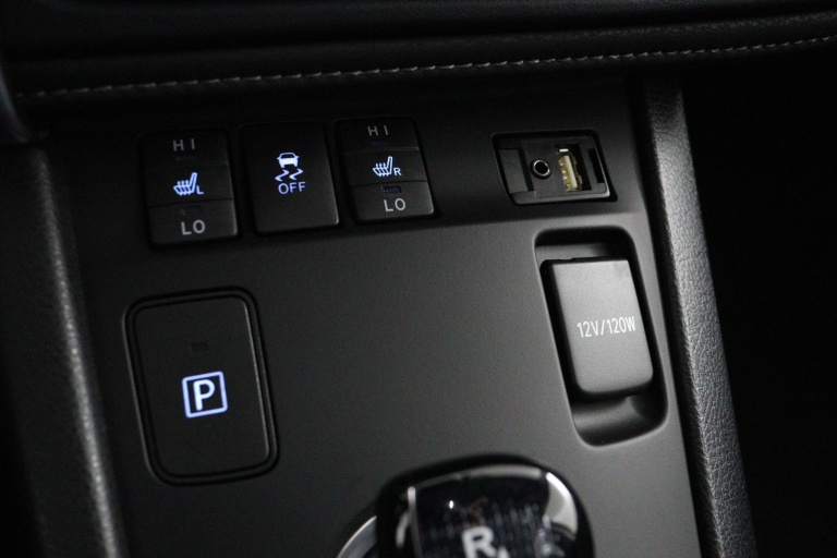 Toyota Auris - 1.8 Hybrid Dynamic 51