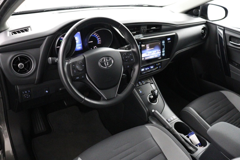 Toyota Auris - 1.8 Hybrid Dynamic 55