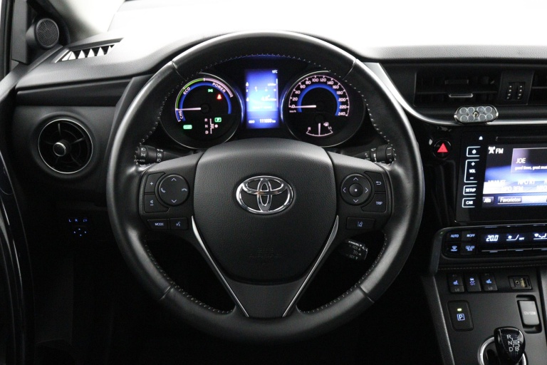 Toyota Auris - 1.8 Hybrid Dynamic 56