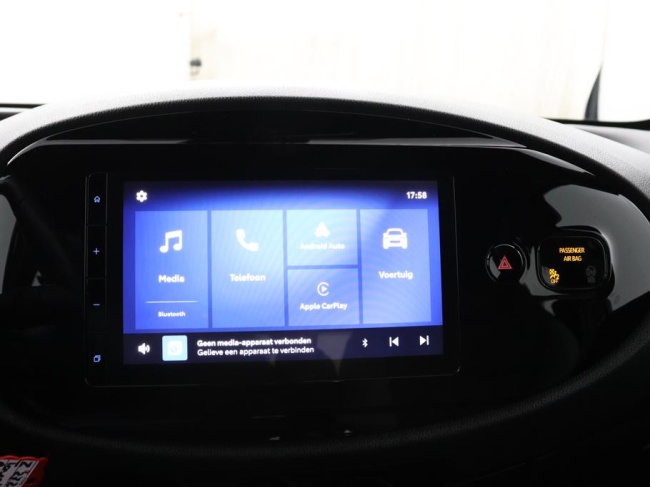 Toyota Aygo X - 1.0 VVT-i MT Play