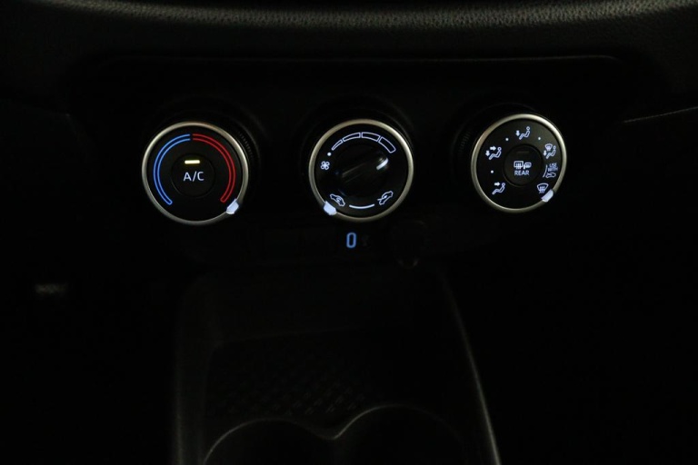 Toyota Aygo X - 1.0 VVT-i MT Play 17
