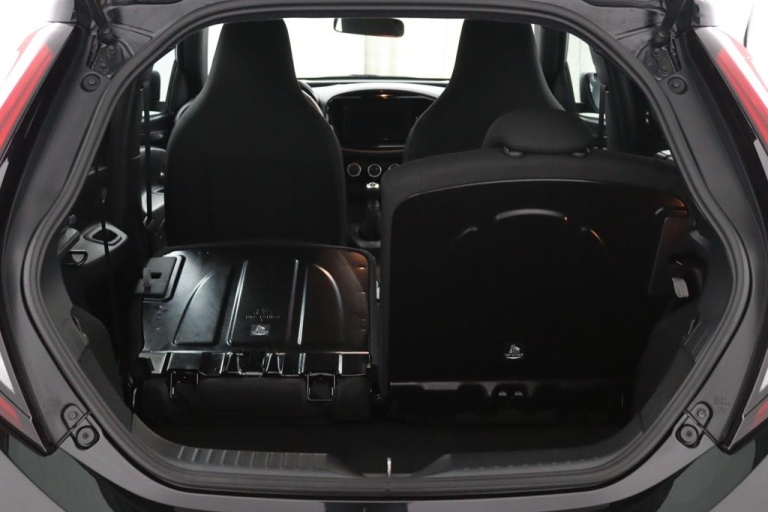 Toyota Aygo X - 1.0 VVT-i MT Play 33