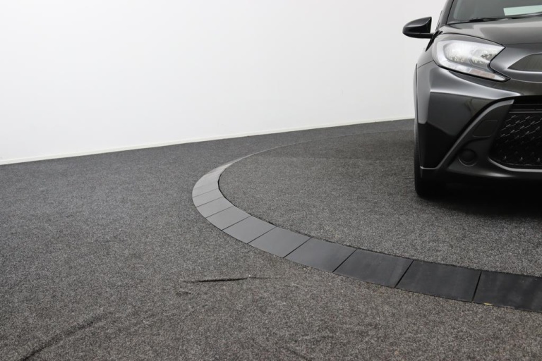 Toyota Aygo X - 1.0 VVT-i MT Play 35