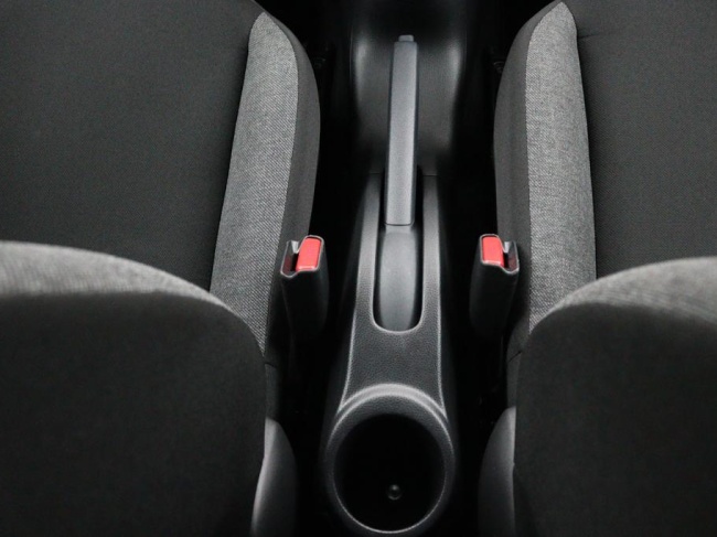 Toyota Aygo X - 1.0 VVT-i MT Play