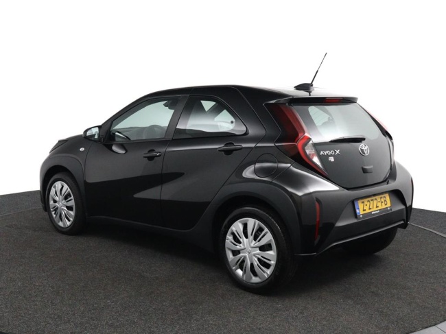 Toyota Aygo X - 1.0 VVT-i MT Play