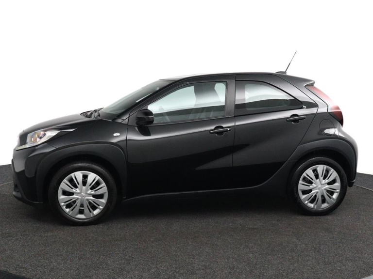 Toyota Aygo X - 1.0 VVT-i MT Play 5