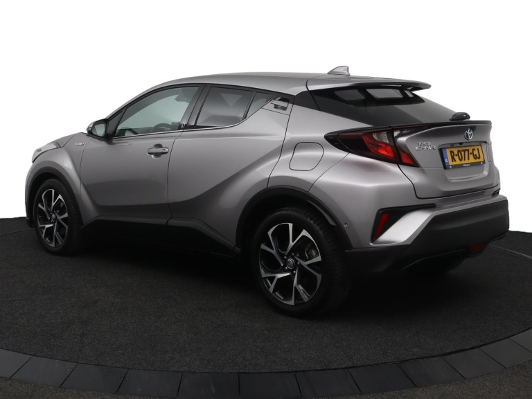 Toyota C-HR - 1.8 Hybrid Business Plus 12