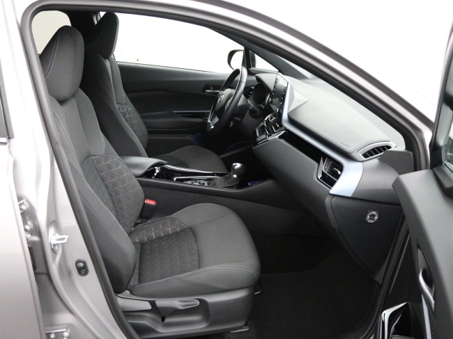 Toyota C-HR - 1.8 Hybrid Business Plus