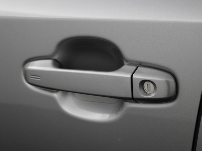 Toyota C-HR - 1.8 Hybrid Business Plus