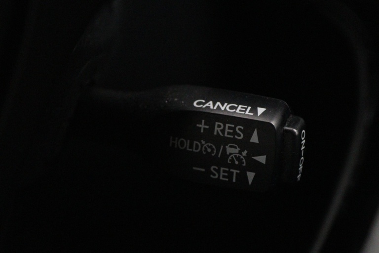 Toyota C-HR - 1.8 Hybrid Business Plus 42