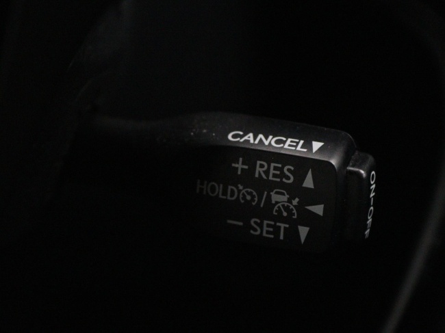 Toyota C-HR - 1.8 Hybrid Business Plus