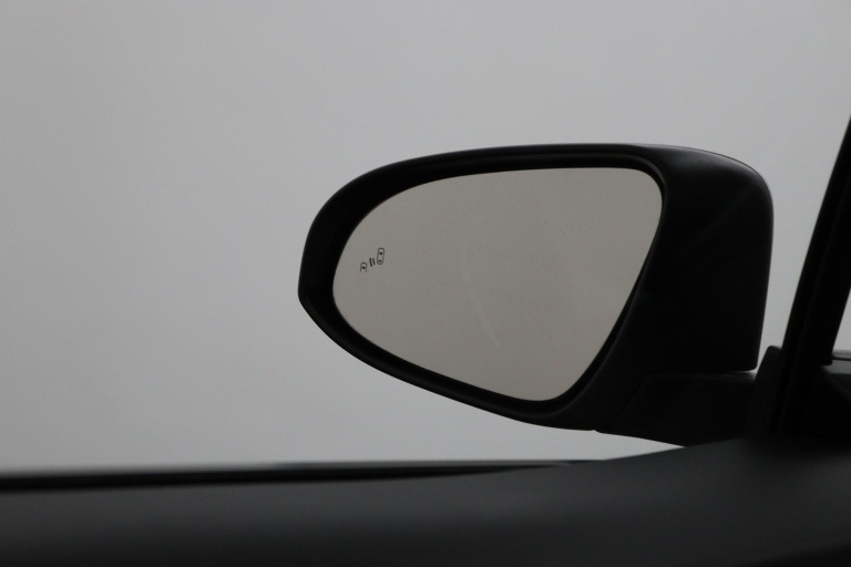 Toyota C-HR - 1.8 Hybrid Business Plus 48