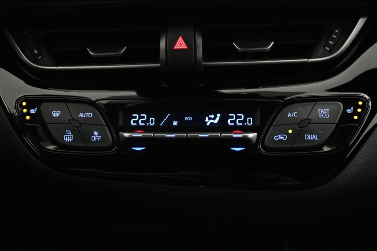 Toyota C-HR - 1.8 Hybrid Business Plus 7