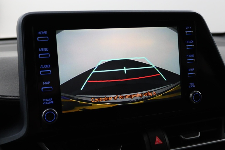 Toyota C-HR - 1.8 Hybrid Business Plus 9