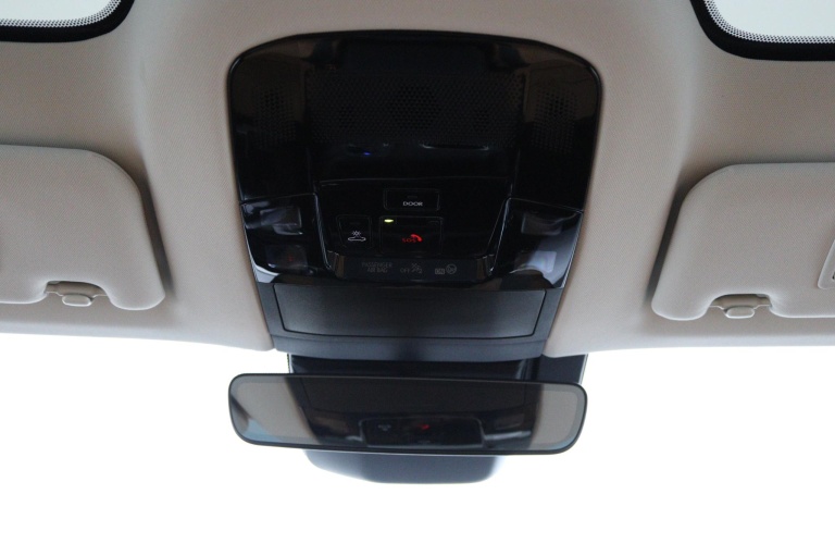 Lexus RZ - 450e President Line 71 kWh 33