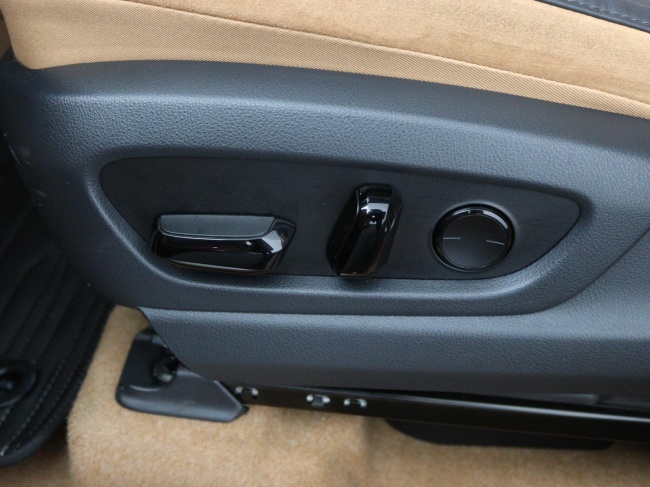 Lexus RZ - 450e President Line 71 kWh