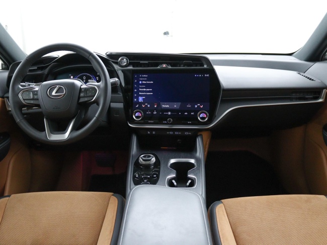 Lexus RZ - 450e President Line 71 kWh