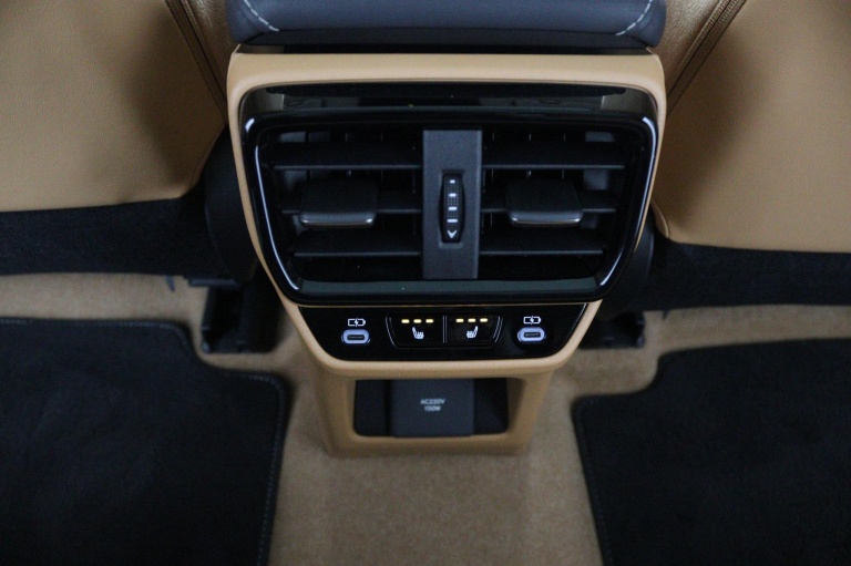 Lexus RZ - 450e President Line 71 kWh 53