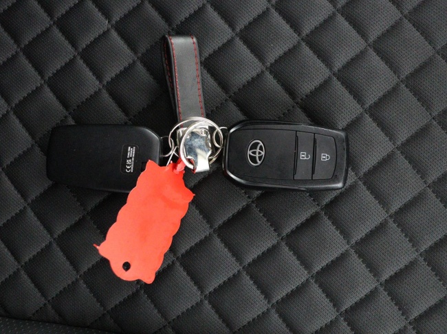 Toyota Aygo X - 1.0 VVT-i S-CVT Premium