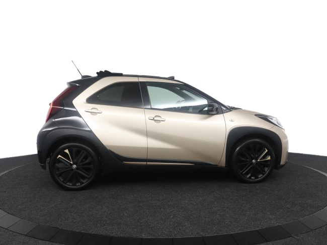 Toyota Aygo X - 1.0 VVT-i S-CVT Premium