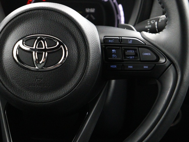 Toyota Aygo X - 1.0 VVT-i S-CVT Premium