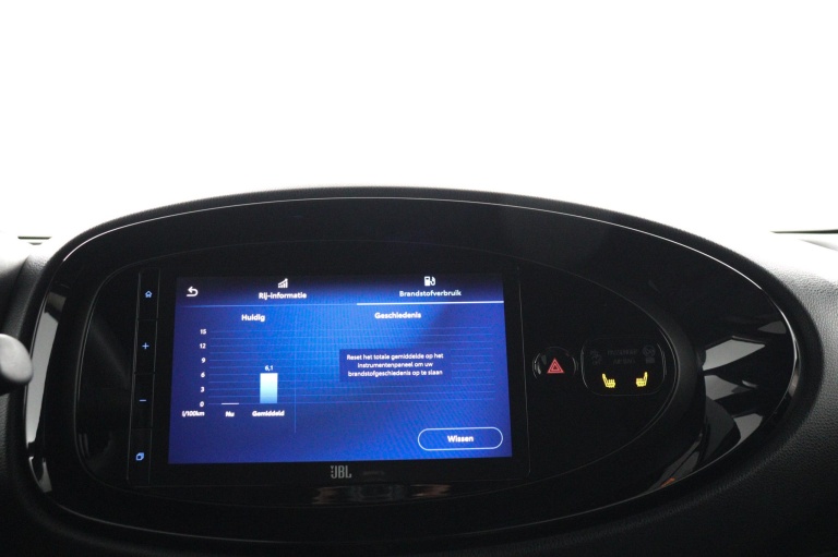 Toyota Aygo X - 1.0 VVT-i S-CVT Premium 44