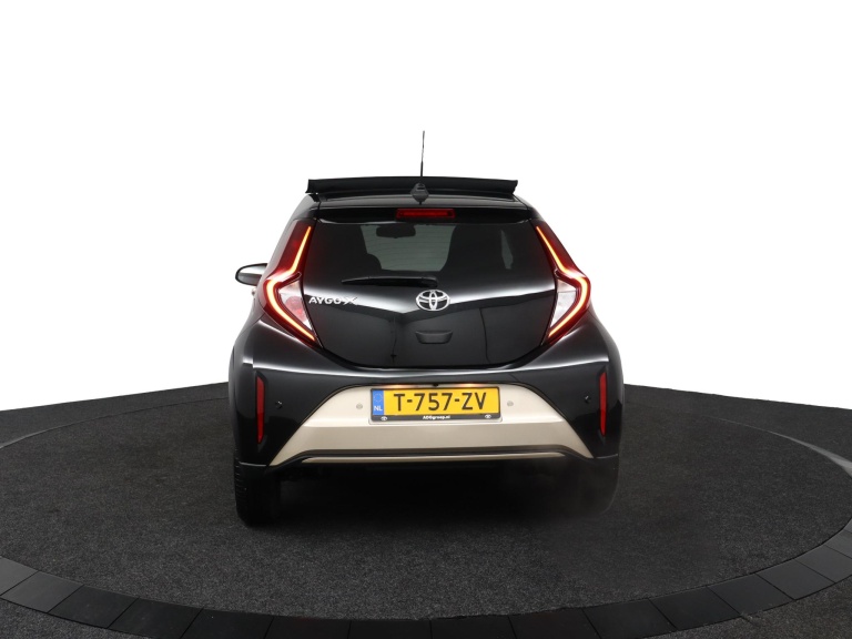 Toyota Aygo X - 1.0 VVT-i S-CVT Premium 48