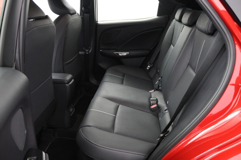 Lexus LBX - Relax 2WD 17