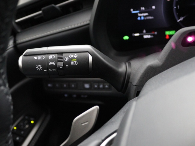 Lexus LBX - Relax 2WD