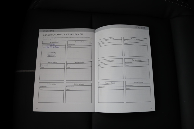 Lexus LBX - Relax 2WD 38