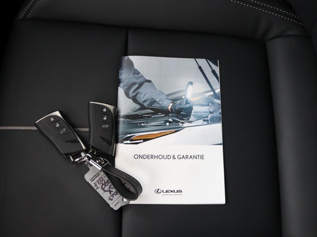 Lexus LBX - Relax 2WD