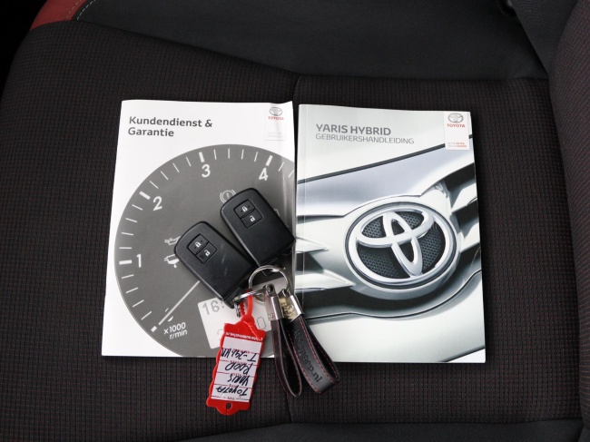 Toyota Yaris - 1.5 Hybrid Y20 Gold Edition